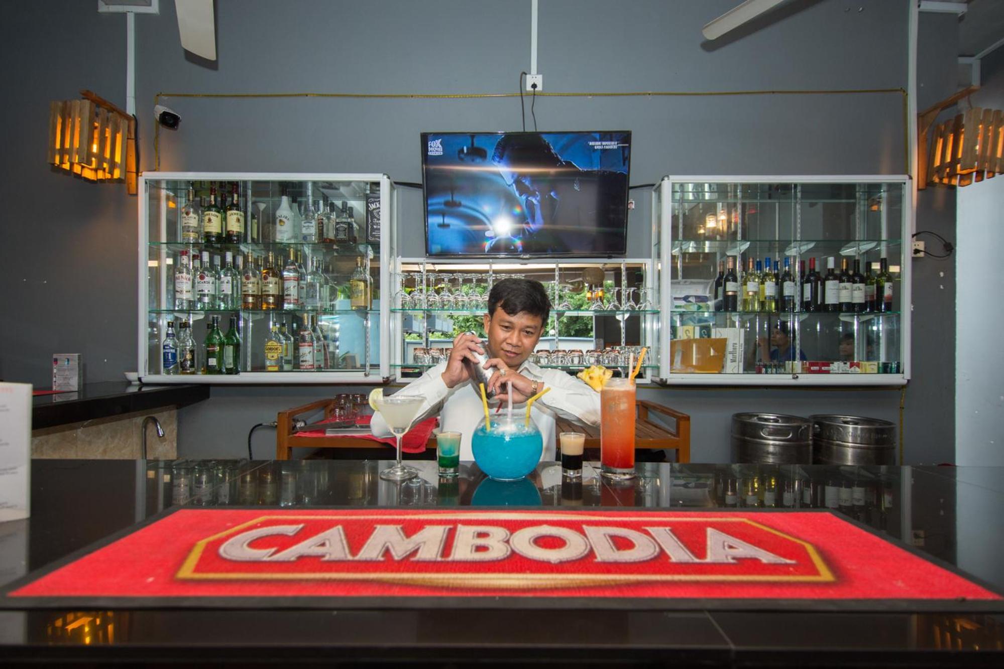 Siem Reap Pub Hostel Екстер'єр фото